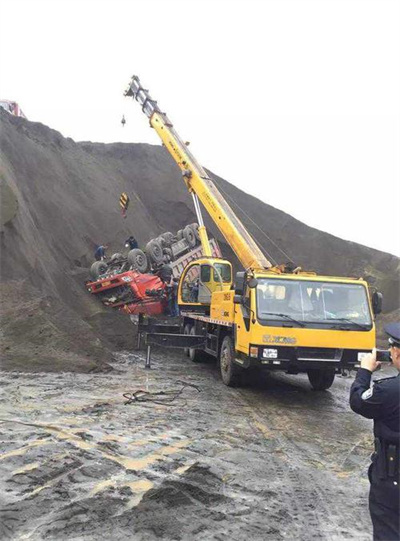 崇信上犹道路救援